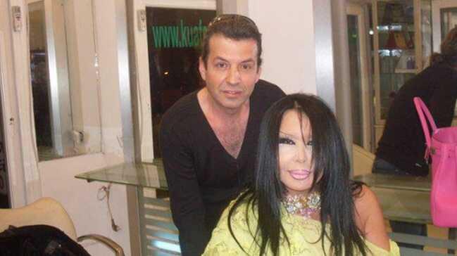Bülent Ersoy'un yakın arkadaşı şarkıcı Cumhur Kaplan vefat etti