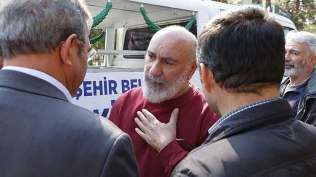 Oyuncu Mustafa Avkıran'ın babası, Antalya'da toprağa verildi