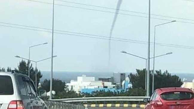 Girne açıklarında dev hortum paniğe neden oldu