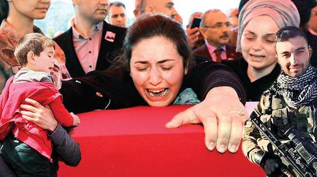 Şehit eşe acı veda