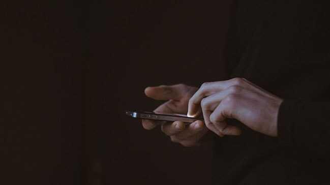 Yurt dışından cep telefonu getirme süresi 2 yıldan 3 yıla çıkarıldı