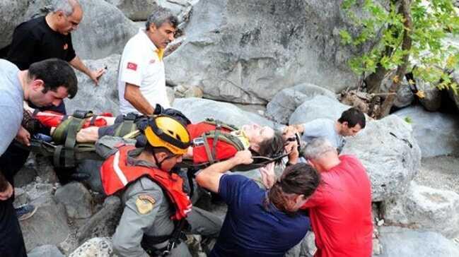 Antalya'da kanyonda mahsur kalan turist kurtarıldı