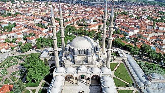 Haramdan uzak durmak şarttır