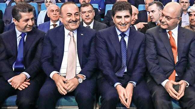 Çavuşoğlu'ndan Barzani'ye tebrik
