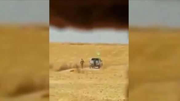YPG-PKK'lı teröristler sivillere ait arazileri ateşe verirken görüntülendi