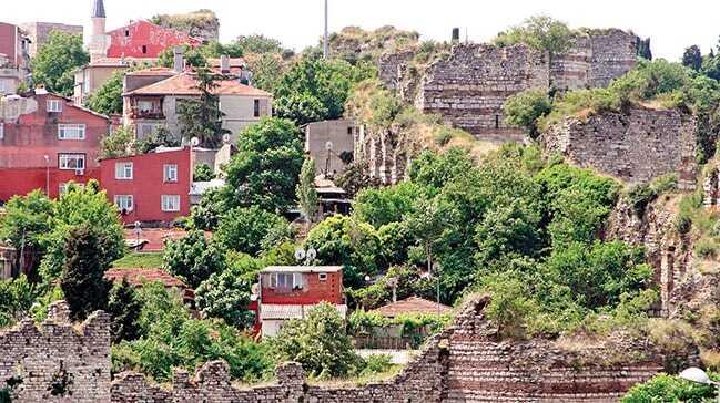 Surda istilaya karşı bilimsel kurul çağrısı