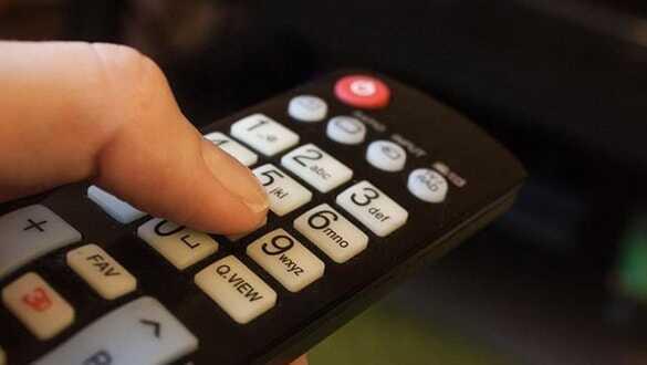 Televizyon karşısında oturmak, oturarak çalışmaktan daha riskli