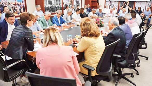 CHP'de kamera isyanı: Canan hanım bizi tuzağa düşürdü