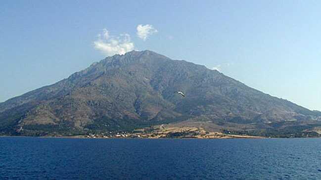 Semadirek Adası'nda binin üzerinde turist mahsur kaldı