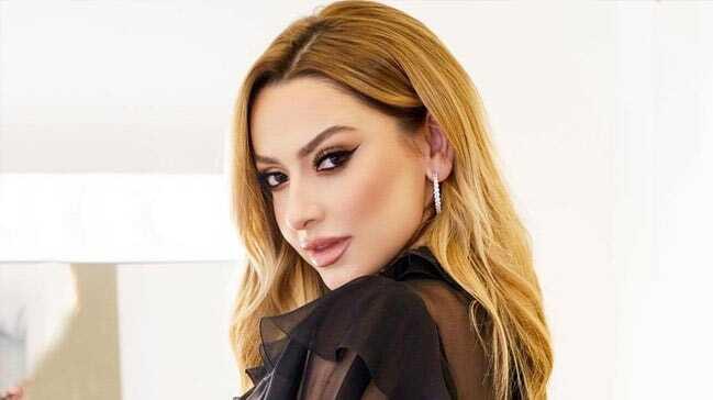 Hadise makyajsız halini paylaştı! Fotoğrafta dikkat çeken detay!