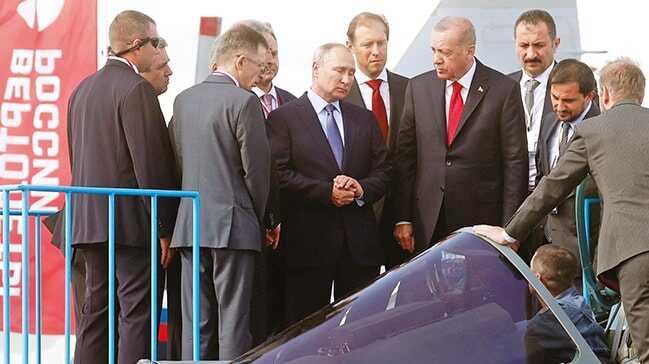 SU-57 uçakları için ilk resmi temas
