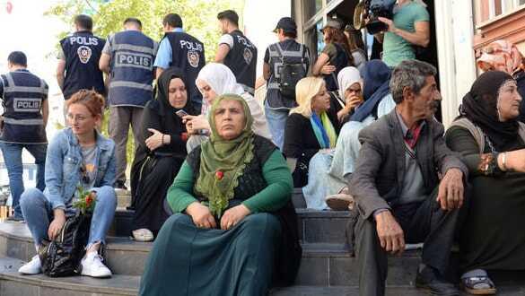 Diyarbakır HDP teşkilatına soruşturma başlatıldı