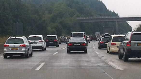 Almanya'da otomobillerde sigara yasağı hazırlığı
