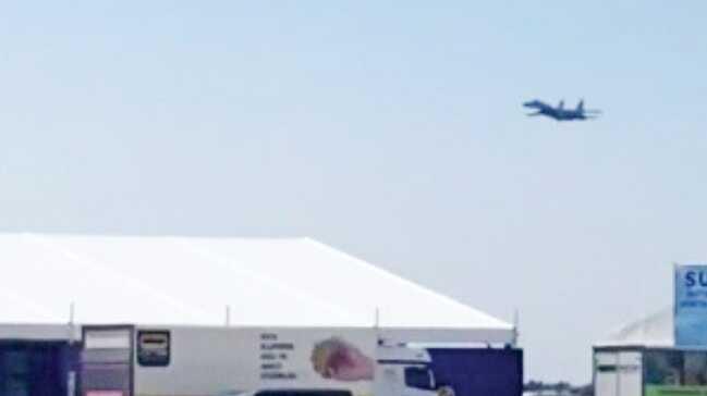Su-35 İstanbul'da şov yaptı