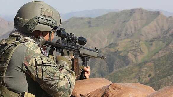 Hakkari'de 2 terörist etkisiz hale getirildi