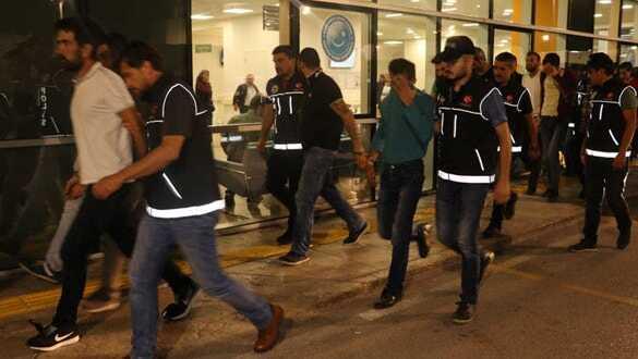 Isparta'da uyuşturucu şebekesine operasyon: 17 gözaltı