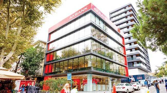 Akbank'a yurtdışından 1 milyar dolarlık talep geldi