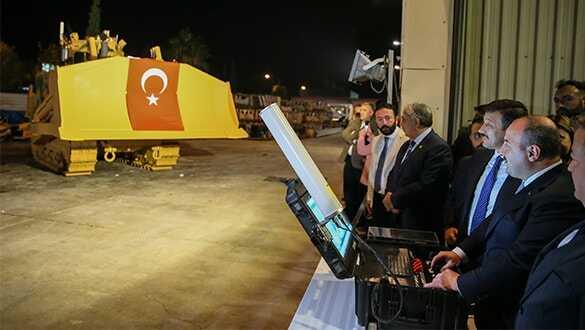 Bakan Varank: İnsansız iş makineleri Cuma günü birliklere teslim edilecek