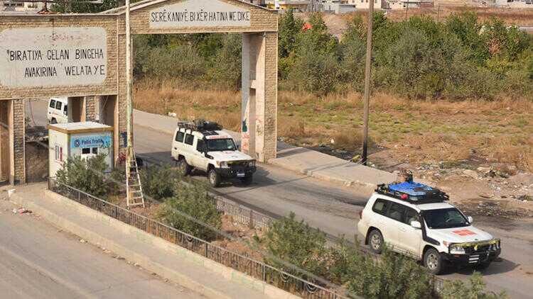 PKK-YPG'li teröristlerden bu kez de 'üniforma' oyunu