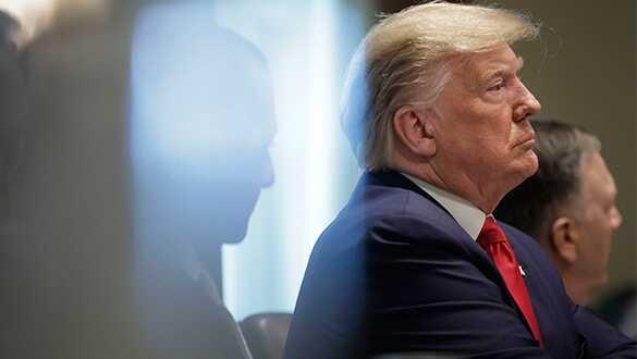 Trump'ı, Suriye'den tamamen çekilme kararından Orta Doğu petrol haritası ile vazgeçirdiği ileri sürüldü