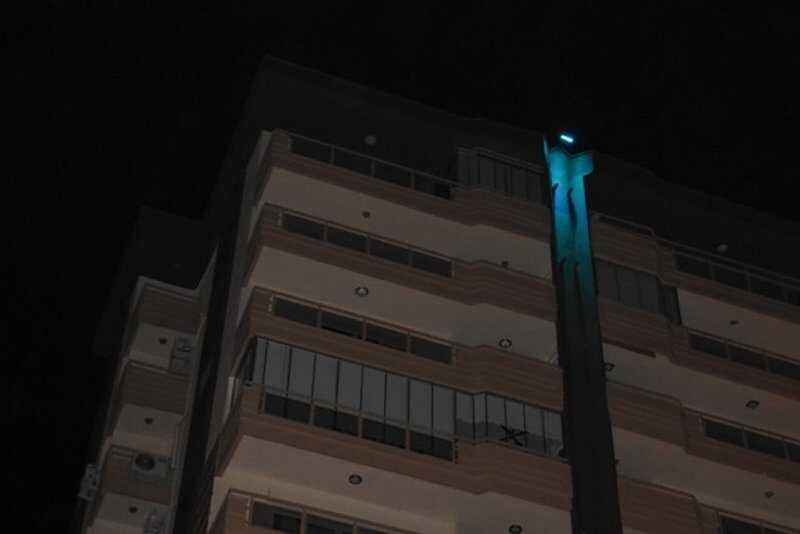 İzmir'de mühendisin feci ölümü! Yakınları sinir krizleri geçirdi