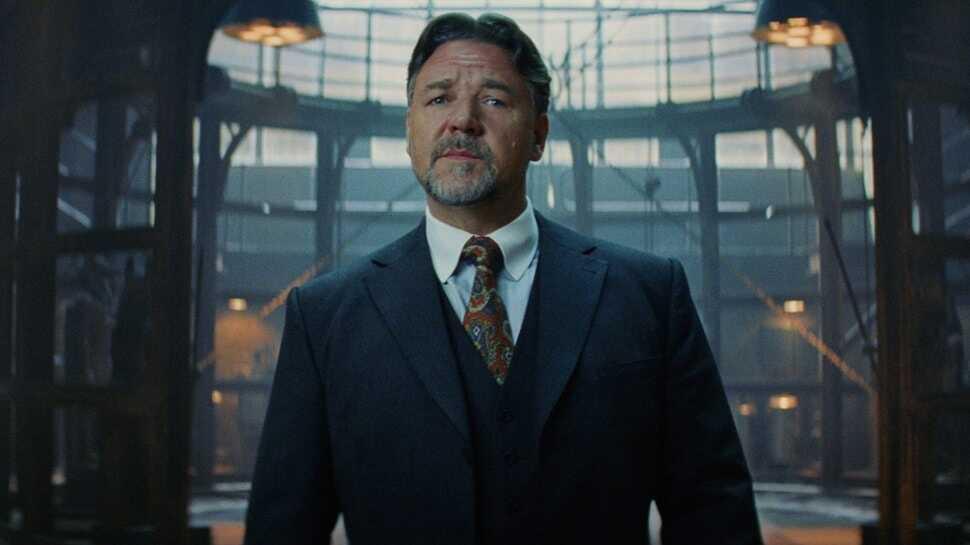 Russell Crowe'u görenler tanıyamadı! Göbeği aldı başını gitti