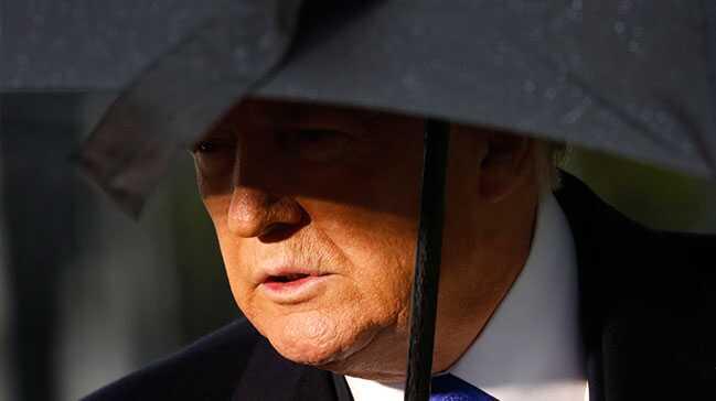 Trump NATO zirvesine giderken böyle sitem etti: Günü bilerek seçtiler