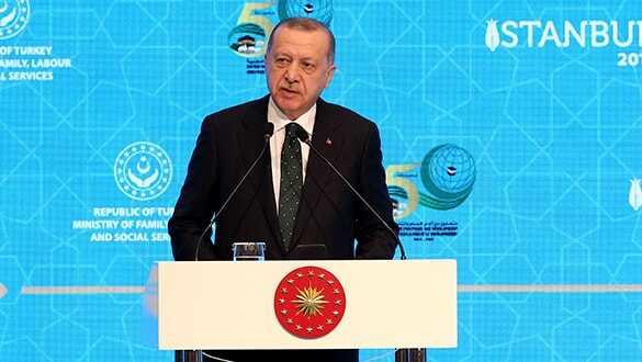 Başkan Erdoğan'dan Macron'un sözlerine sert tepki: Karşımızda susuyor NATO'da konuşuyor