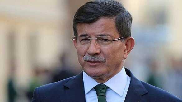 Ahmet Kekeç yazdı: Davutoğlu Erdoğan'dan ne istedi de kendisini dışarıda buldu"