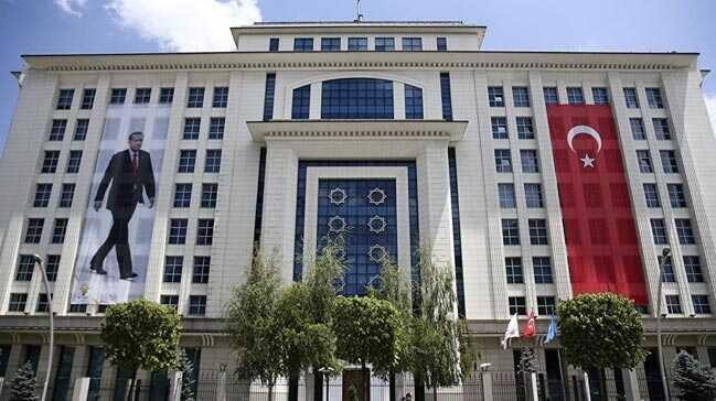 Ankara'da ilk ders Ba�kan'dan