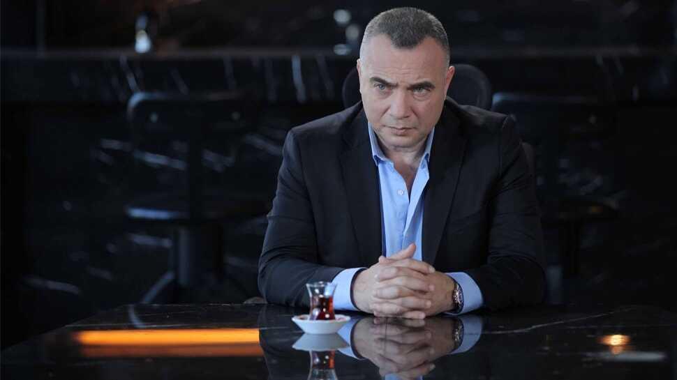 EDHO'nun yıldızı Oktay Kaynarca'nın çocukluk fotoğrafı sosyal medyaya damga vurdu