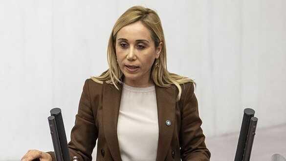 İyi Parti'de deprem... Çokal istifa etti!