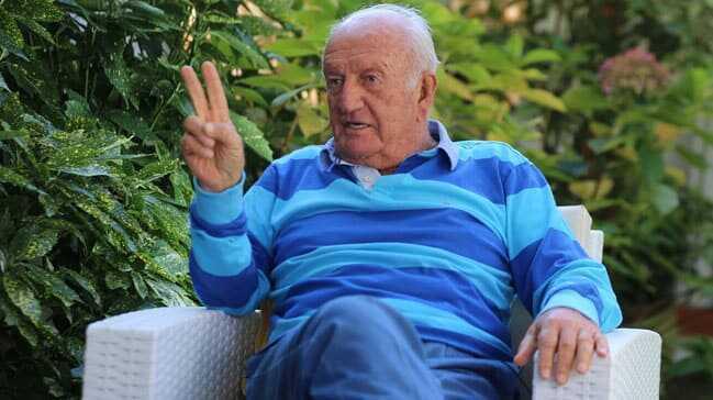 'Cumhurbaşkanı Erdoğan siyasetin spora bulaşmasına izin vermez'