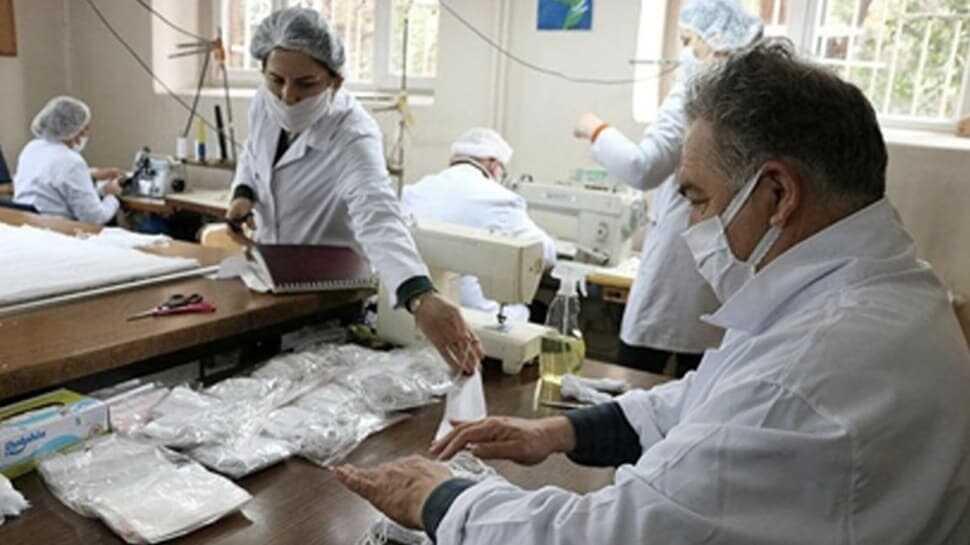 MEB, meslek liselerinin 2 milyon cerrahi maske üretebileceğini duyurdu