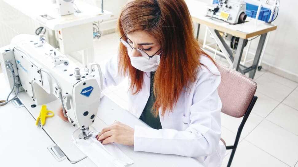 Meslek liselerinde önlük ve tulum üretimi başladı