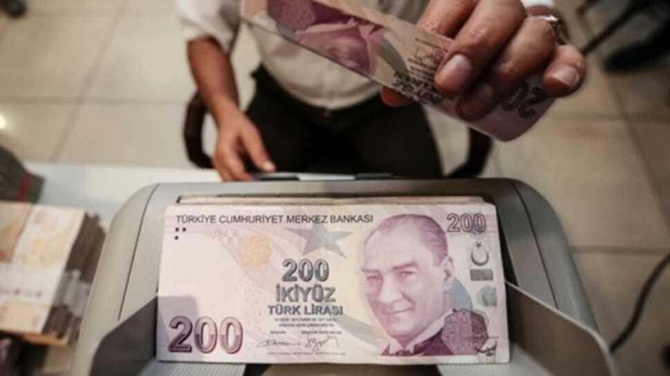 Bankaların çalışma saatlerine koronavirüs ayarı