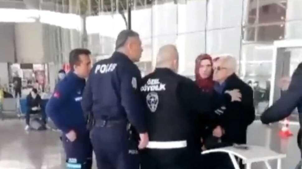 Manisa'da yaşlı adama kötü davranan polis memuru görevinden uzaklaştırıldı