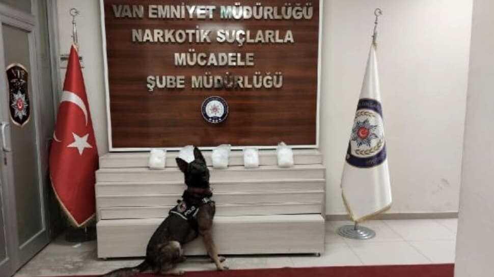 Van'da 6 kiloya yakın metamfetamin maddesi ele geçirildi
