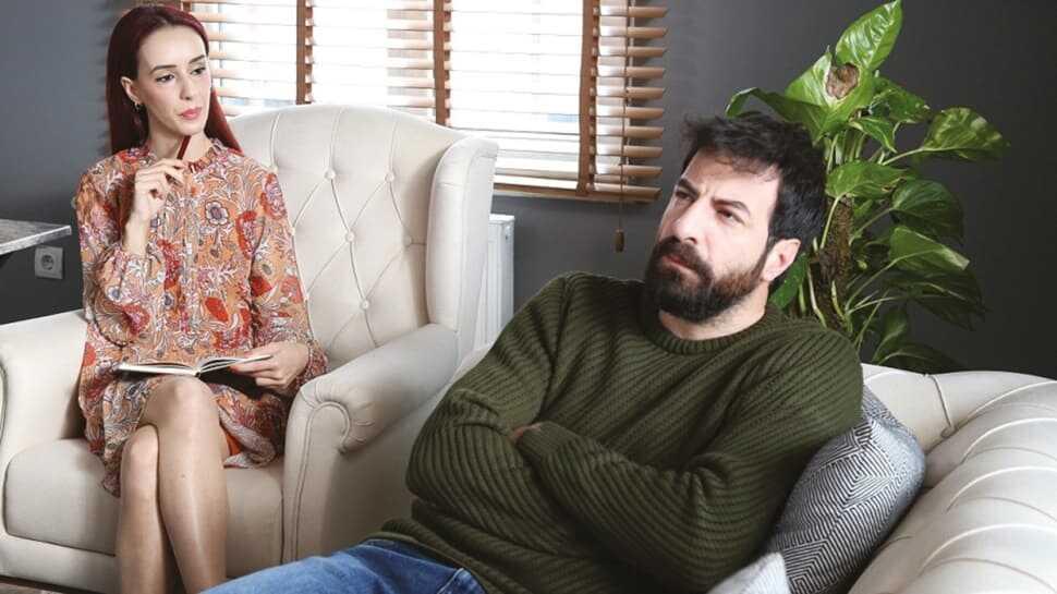 Kuzey Yıldızı İlk Aşk'ta entrika üçgeninden kurtuluş yok
