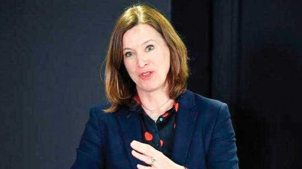 İskoçya Sağlık Başdanışmanı Doktor Catherine Calderwood evinde kalmayınca istifa etti