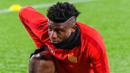 Cimbom'a 2 gen� y�ld�z