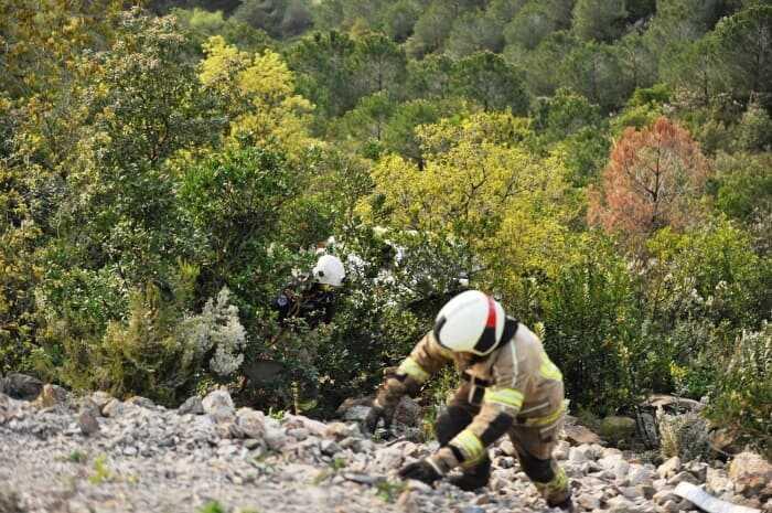 Ellerini dezenfekte ederken uçurumdan yuvarlandı