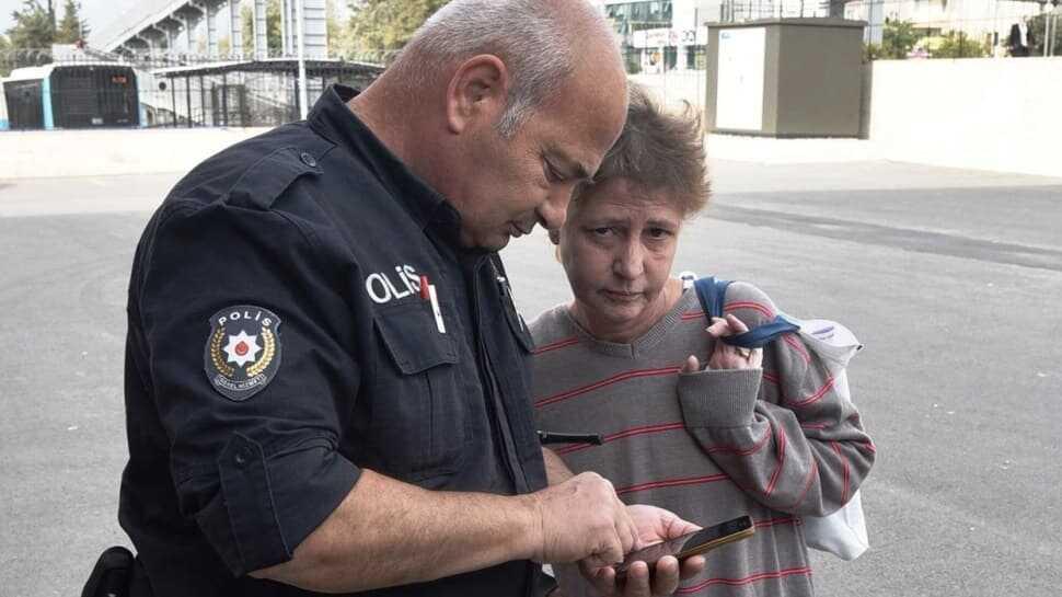 Eşinin 2 günlük cesediyle yaşayan Alman kadın evinde ölü bulundu
