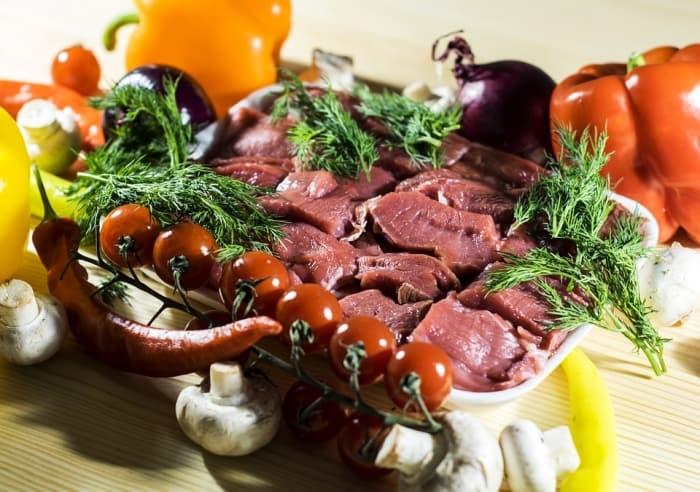Kırmızı et tüketimine dikkat! İşlenmiş et ürünleri kanser riskini artırıyor