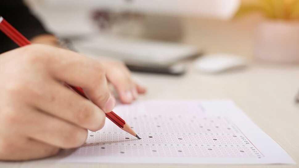 Lisans programları için uygulanan 180 baraj puanı 170'e çekildi