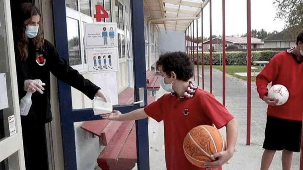 Yeni Zelanda'da okullarda eğitim yeniden başladı
