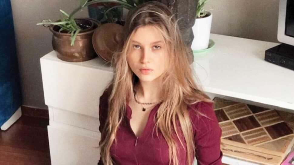 Eve gelen kurye Instagram'dan mesaj attı