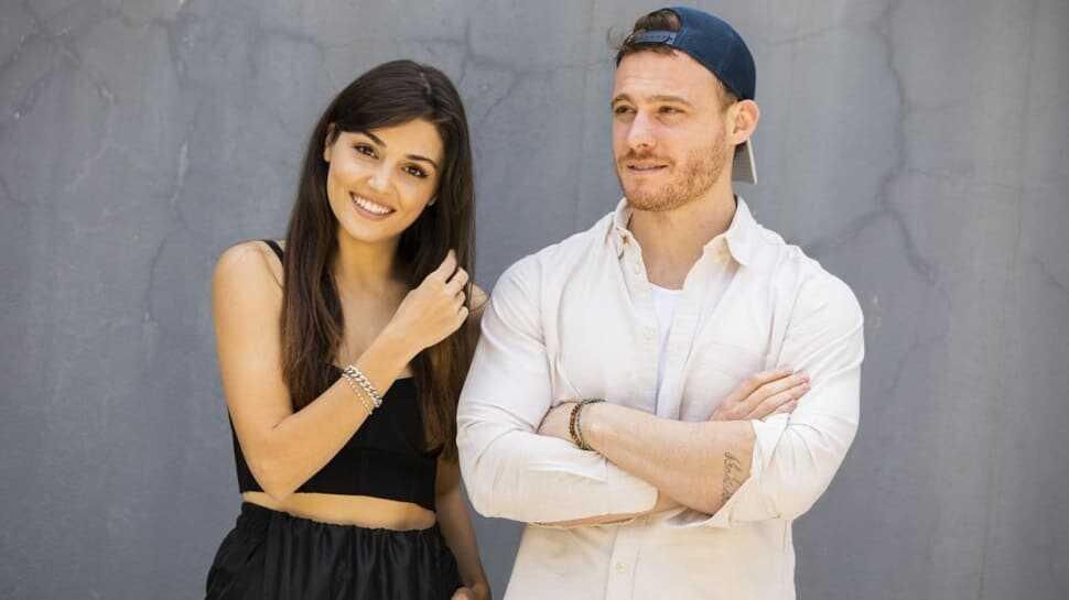 Resmen duyurdular! Hande Erçel ve Kerem Bürsin...