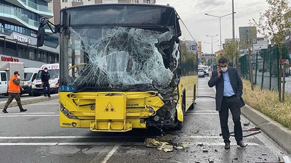 Pendik'te İETT otobüsü kaza yaptı: Yaralılar var