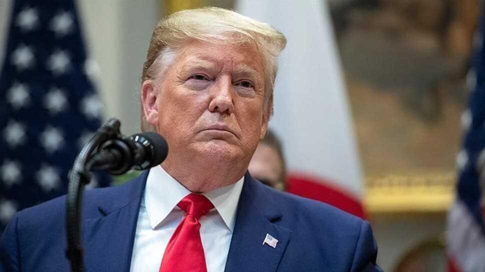 Trump'tan eyalet valilerine çağrı: İbadethanelerin açılmasına izin verin